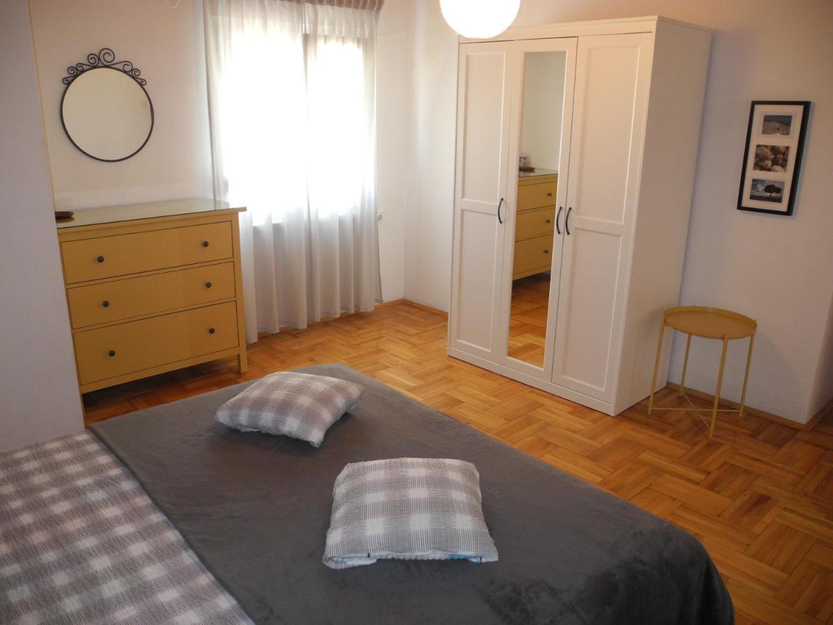Biro App 4+1 Pax Apartment Криквеница Екстериор снимка