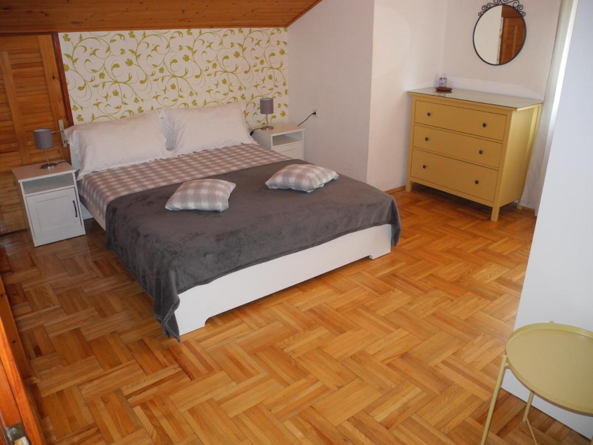 Biro App 4+1 Pax Apartment Криквеница Екстериор снимка